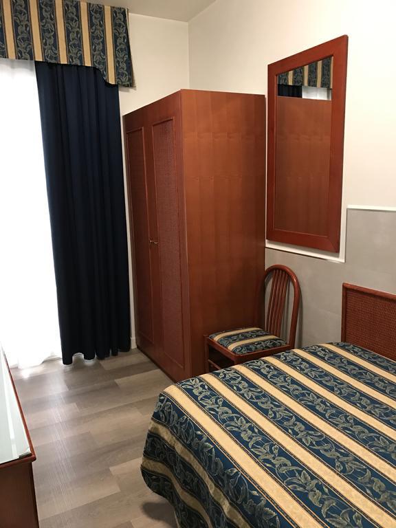 Hotel Colombo Lido di Jesolo Eksteriør billede