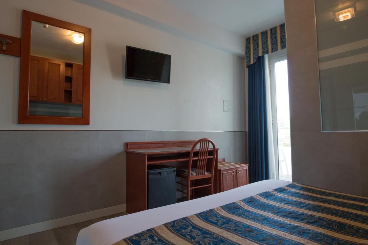 Hotel Colombo Lido di Jesolo Eksteriør billede