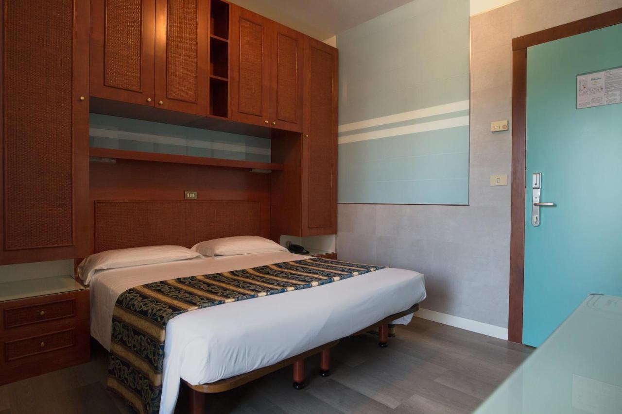 Hotel Colombo Lido di Jesolo Eksteriør billede